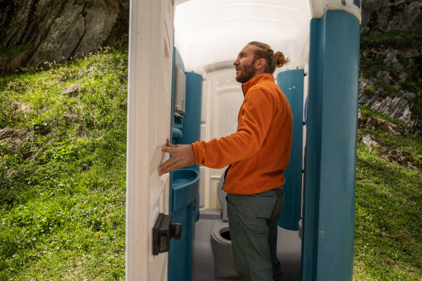 Best Portable bathroom rental  in Warren, PA